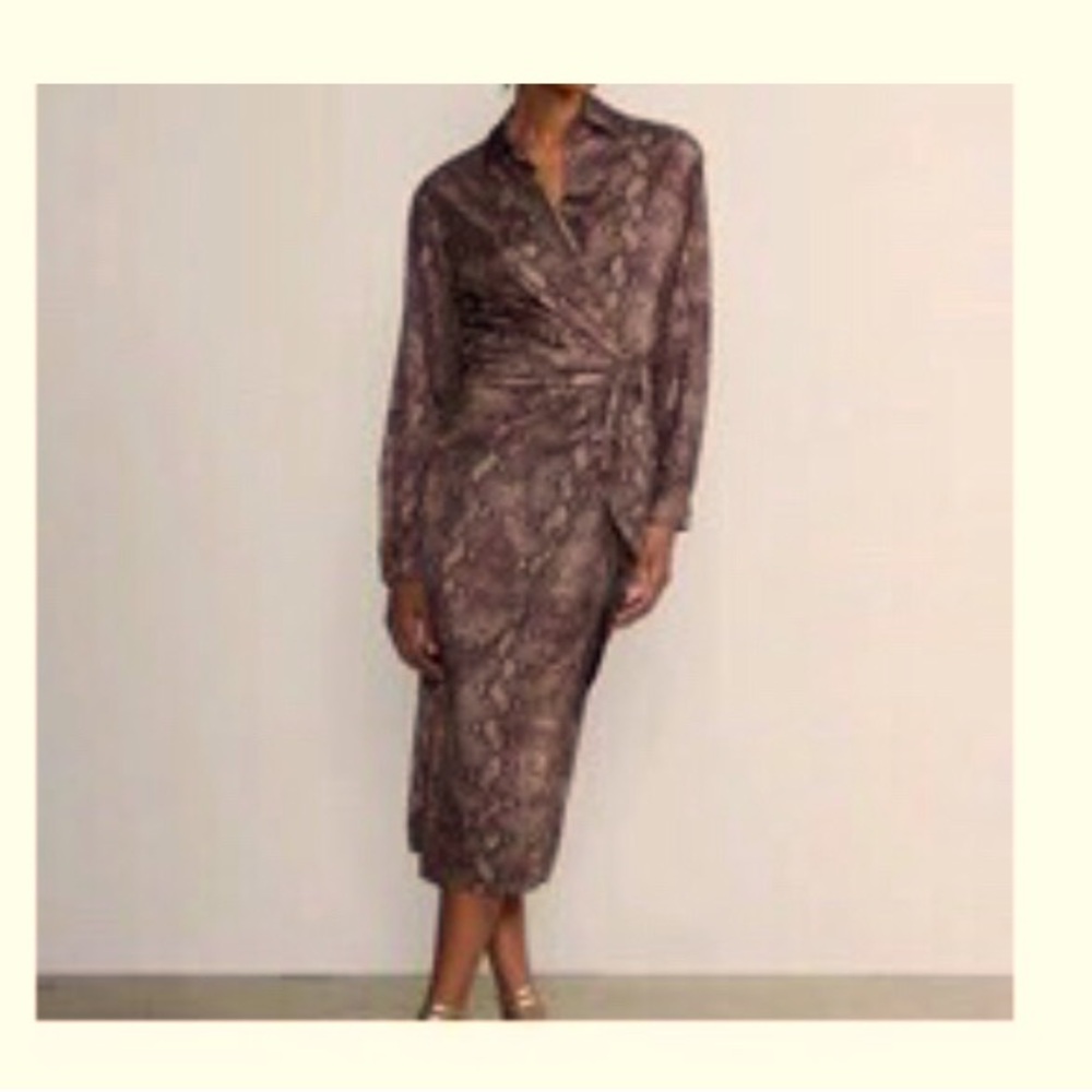 New York & Company Brown Patterned Long Sleeve Dress